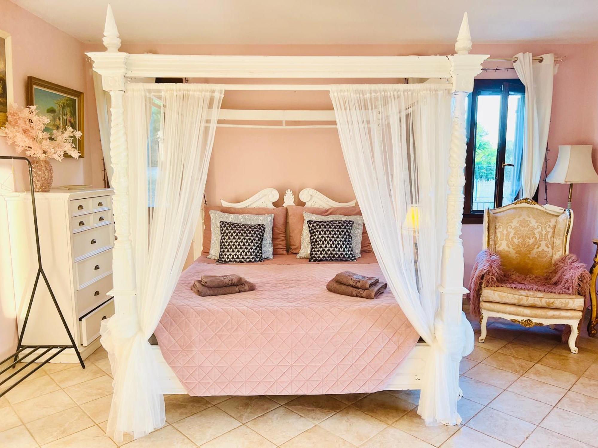 טראסיני Esmaraldas House Of Love מראה חיצוני תמונה