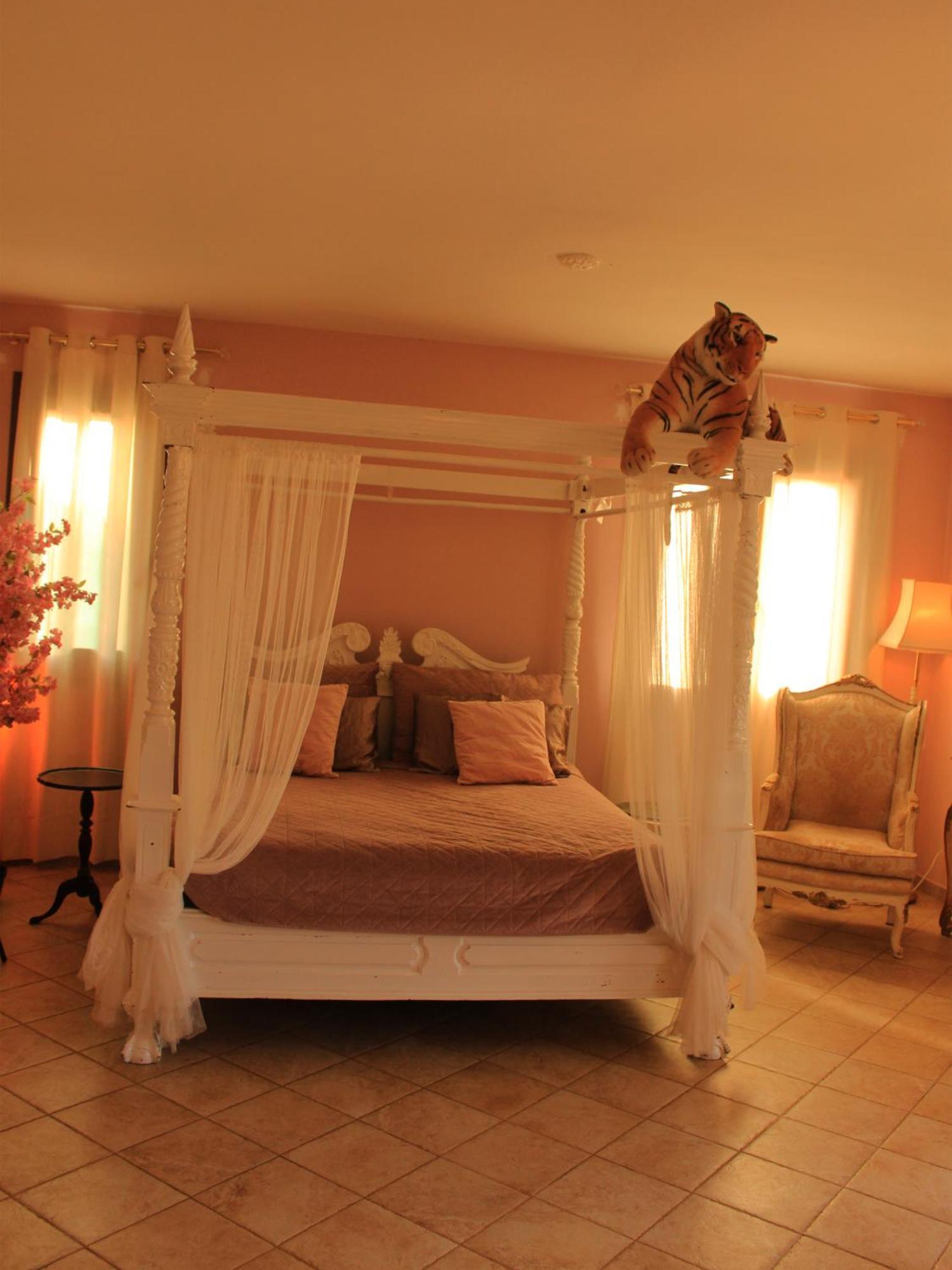טראסיני Esmaraldas House Of Love מראה חיצוני תמונה